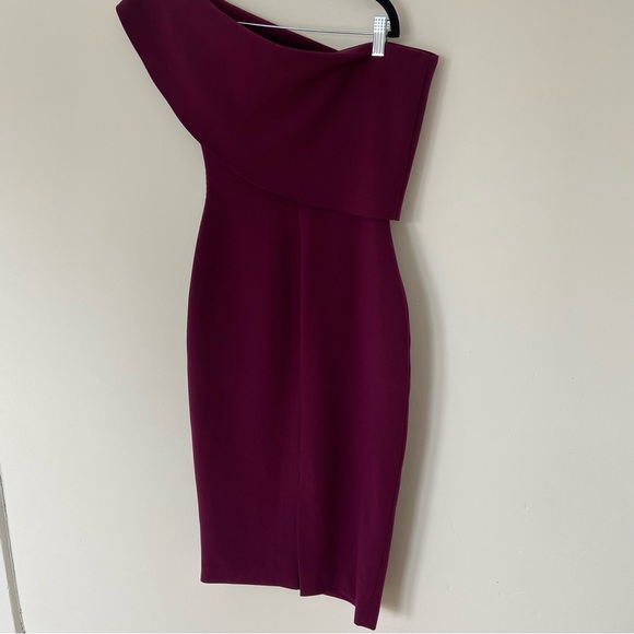Likely Wilshire One Shoulder Ruffle Dress in Plum sz 4 - Picture 14 of 14